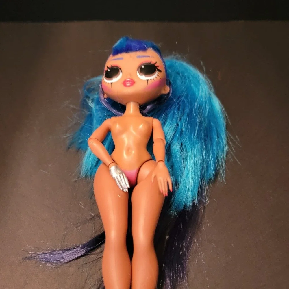 LOL Surprise Dolls OMG DOLL PUNK GRRRL